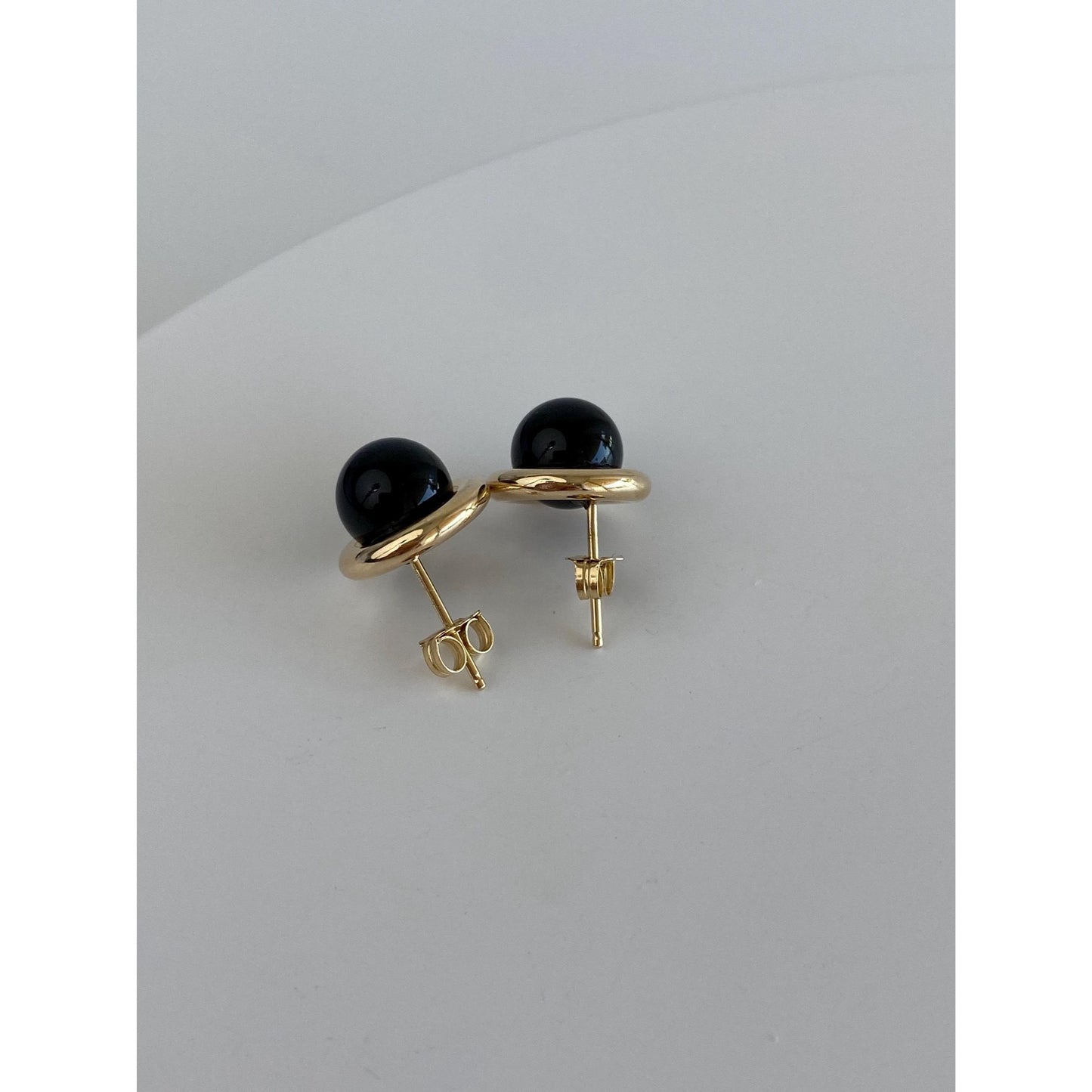 Vintage 14k Yellow Gold Onyx Ball Stud Earrings