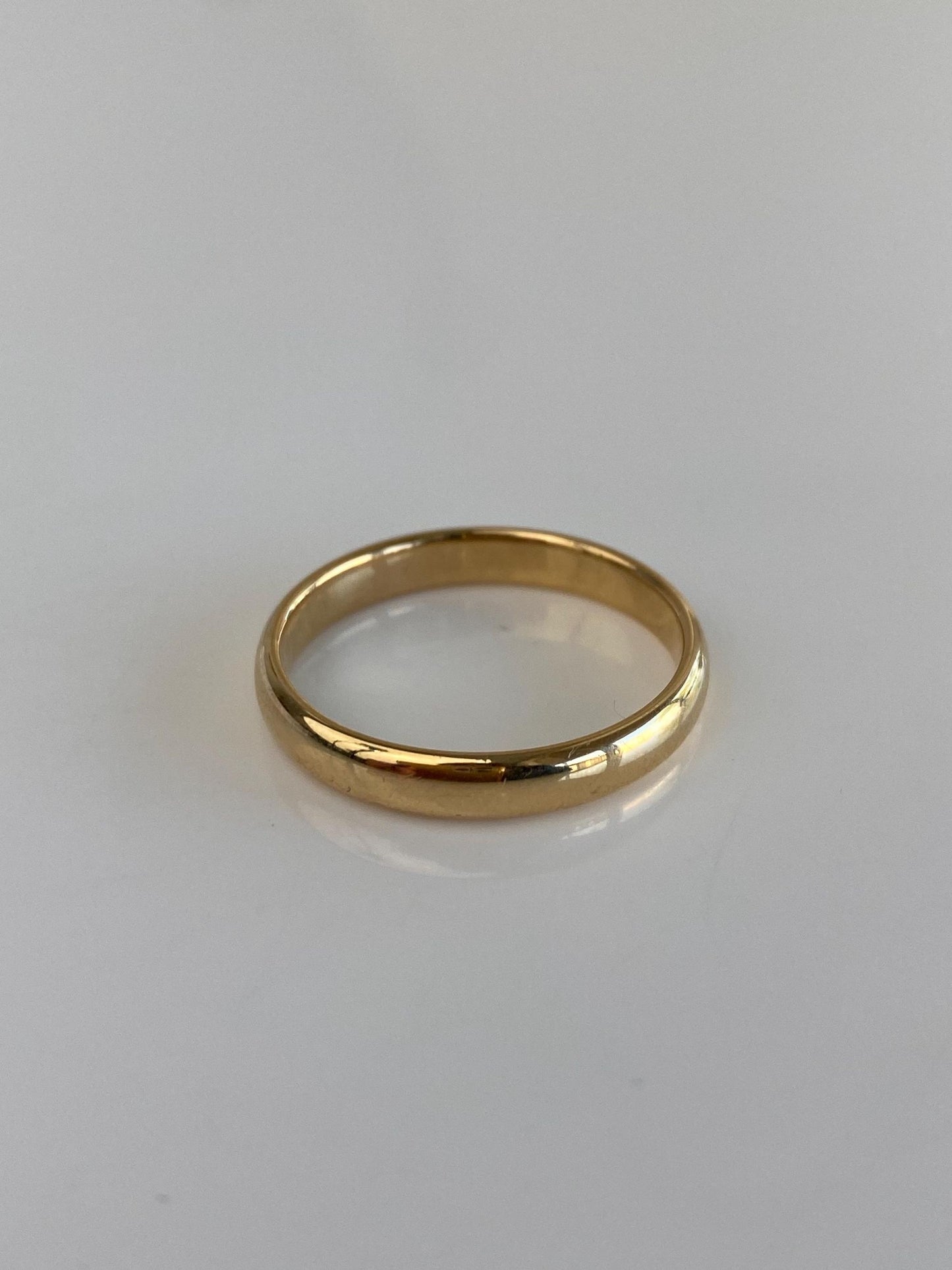 Vintage Solid 18k Yellow Gold Ring Band - Size 9.5