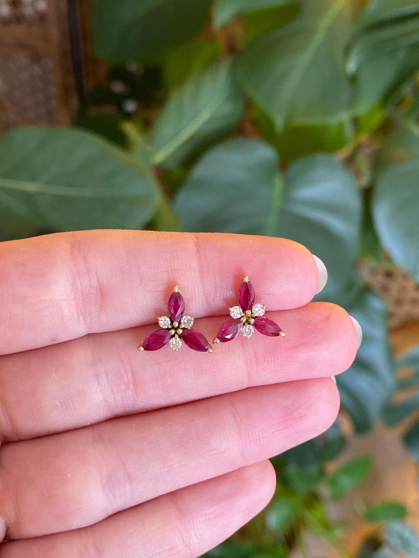 Vintage Solid 18k Yellow Gold Pink Sapphire Diamond Stud Earrings