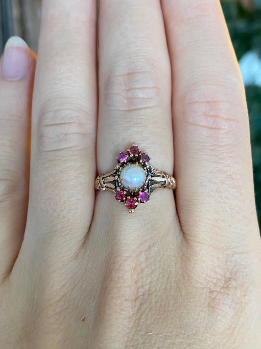 Vintage Solid 9k Rosey Gold Pink Sapphire Pearl Ring - Size 6.75