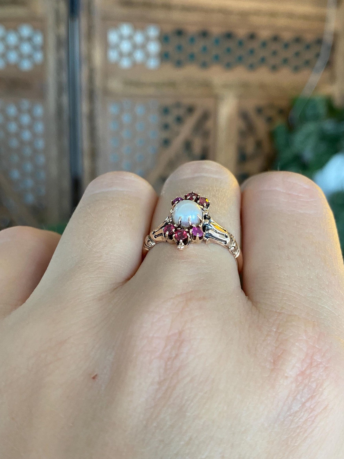 Vintage Solid 9k Rosey Gold Pink Sapphire Pearl Ring - Size 6.75