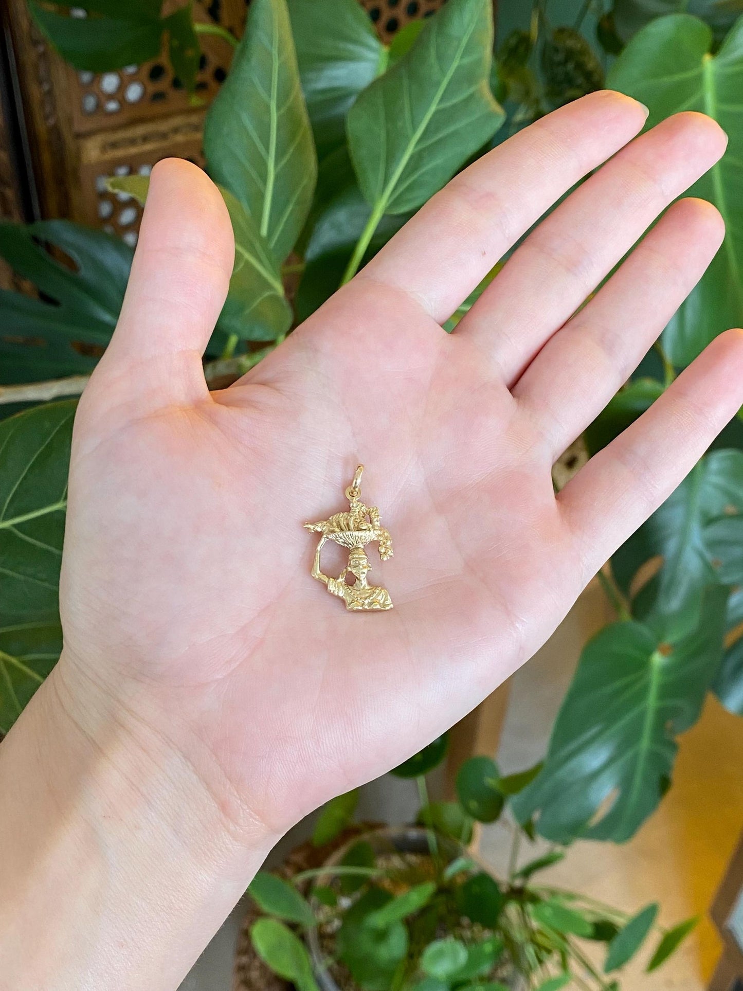 Solid 14k Yellow Gold Harvest Food Head-Carrier Lady Charm