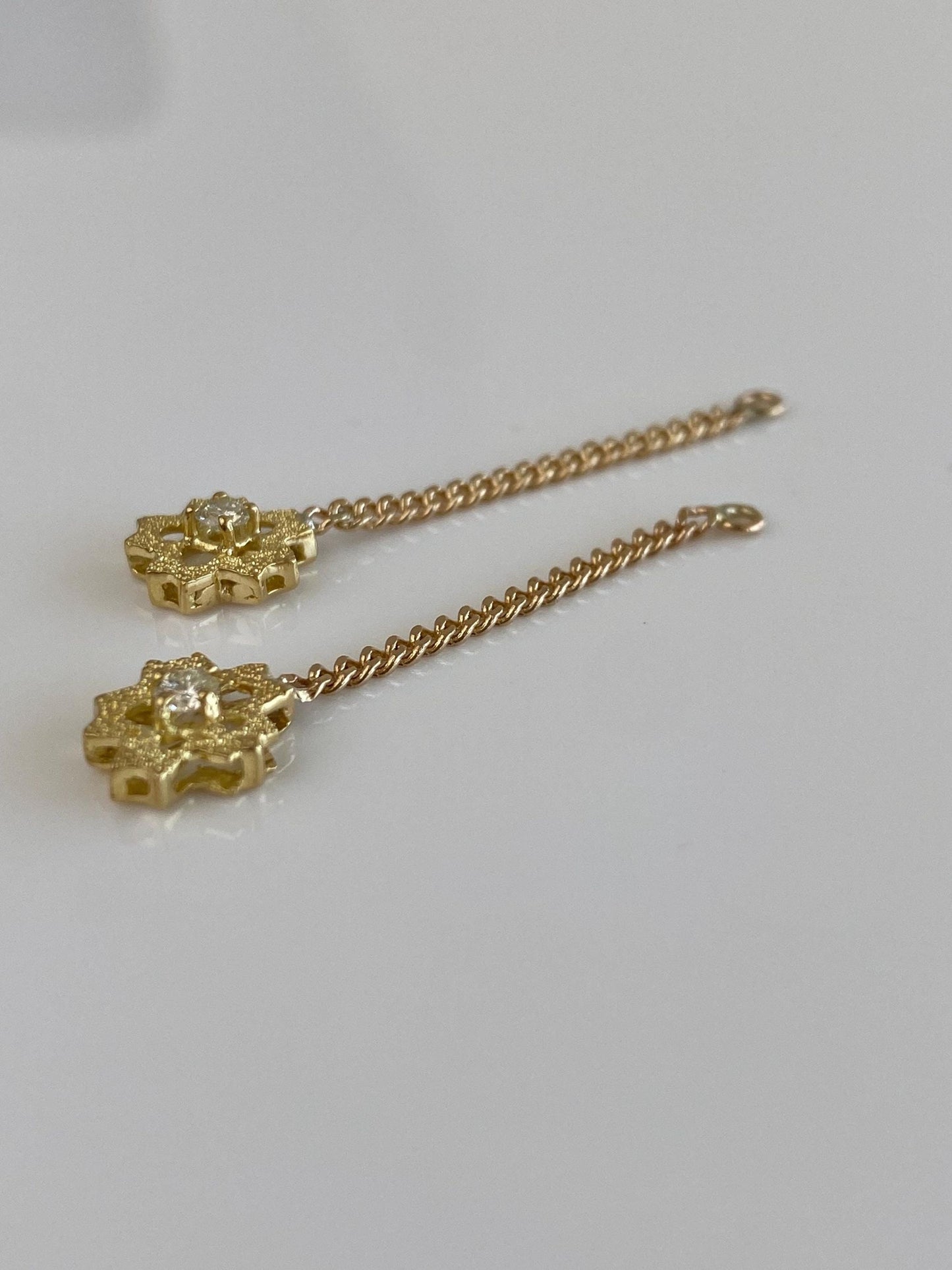 Vintage Solid 18k Yellow Gold Diamond Flower w/ 14k Curb Chain Earring Jackets