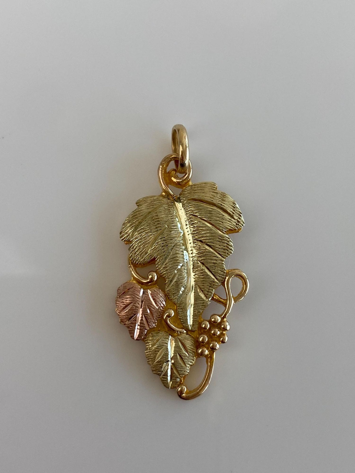 Vintage Solid 10k Black Hills Gold Grapevine Leaves Charm