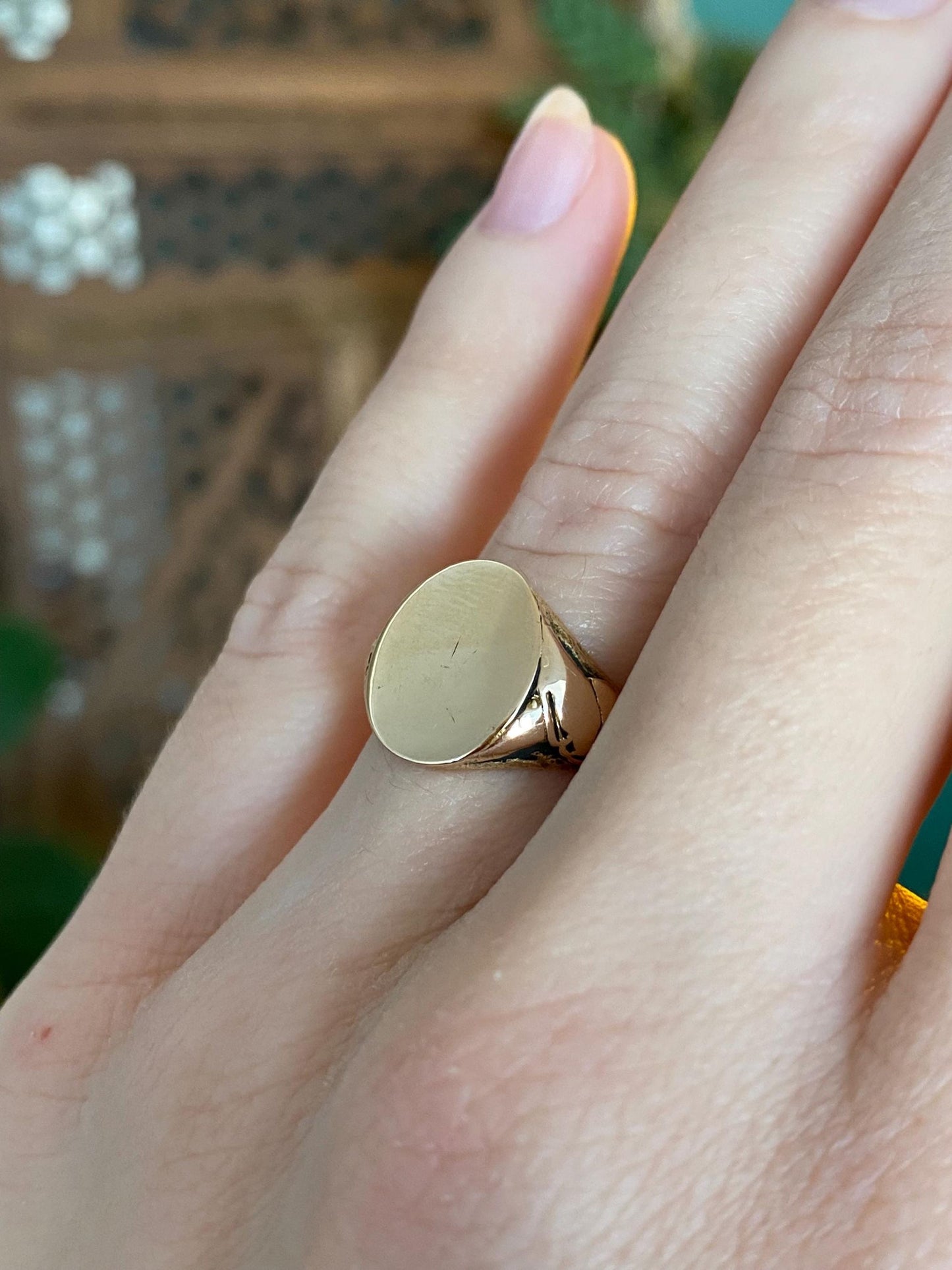 Vintage Solid 14k Yellow Gold Design Signet Ring - Size 5