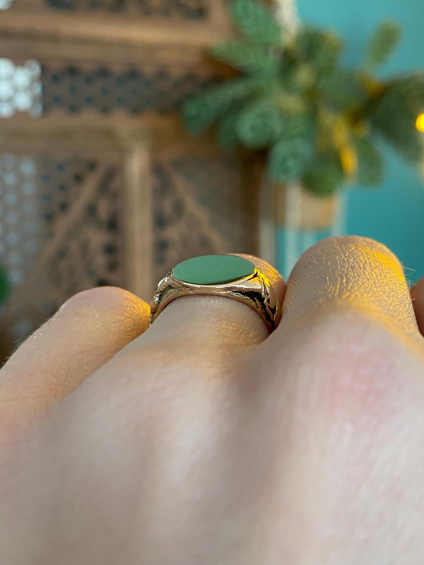 Vintage Solid 14k Yellow Gold Design Signet Ring - Size 5