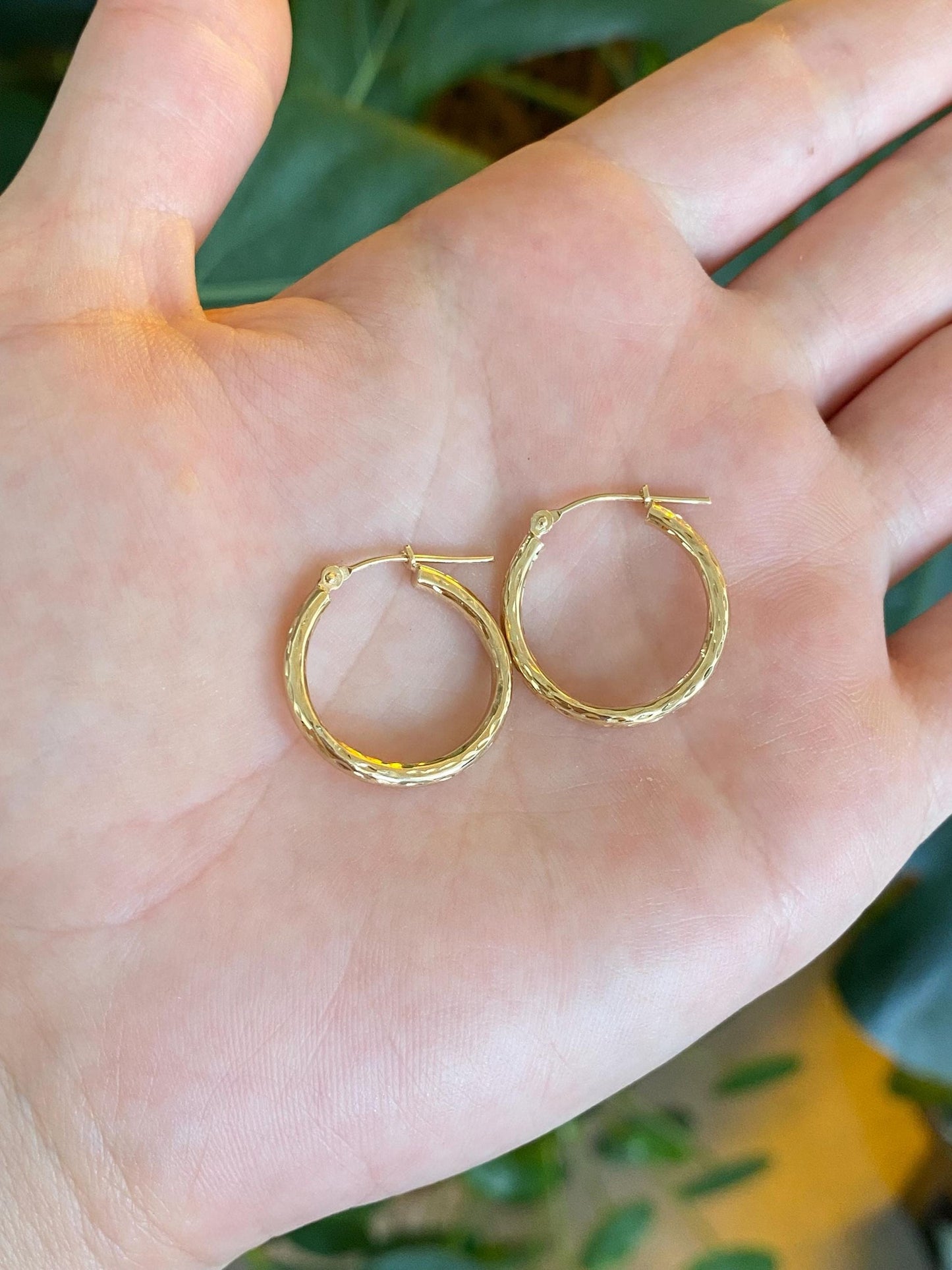 Vintage 10k Yellow Gold Textured Hoop Earrings