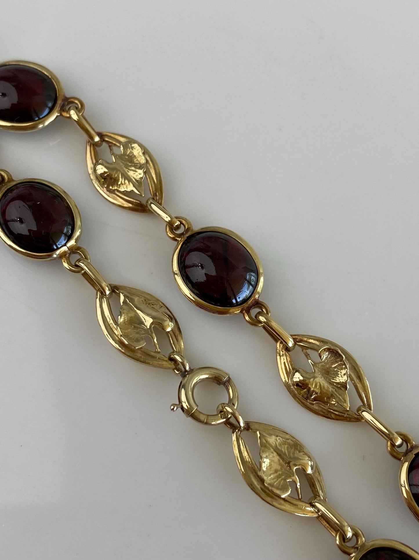 Vintage Solid 14k Yellow Gold Red Garnet Leaf Link Bracelet - 7.5 inches