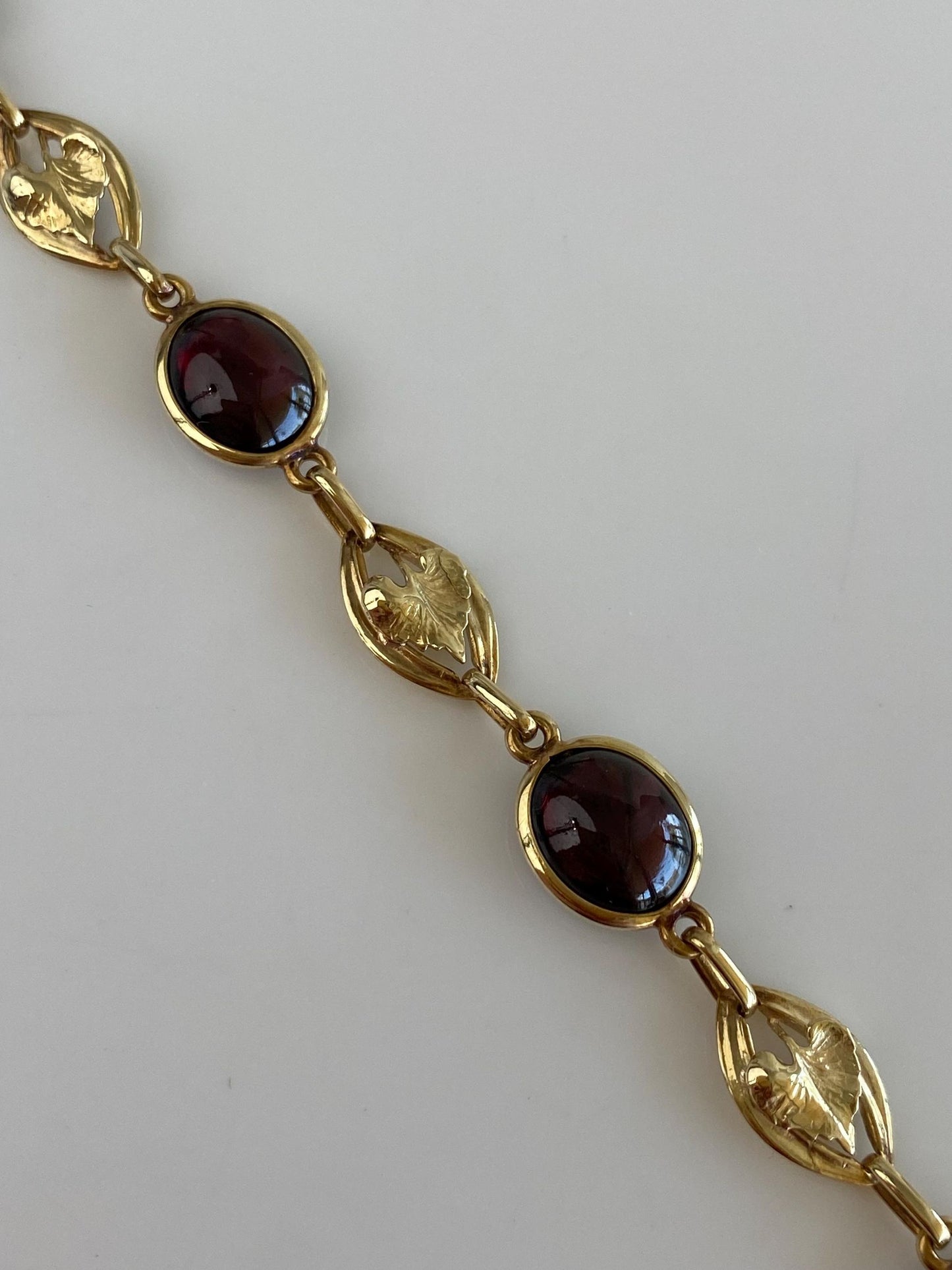 Vintage Solid 14k Yellow Gold Red Garnet Leaf Link Bracelet - 7.5 inches