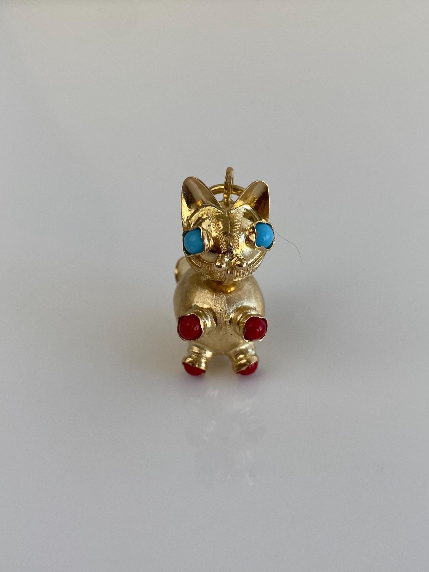 Vintage 18k Yellow Gold Turquoise Red Stone Cat Charm