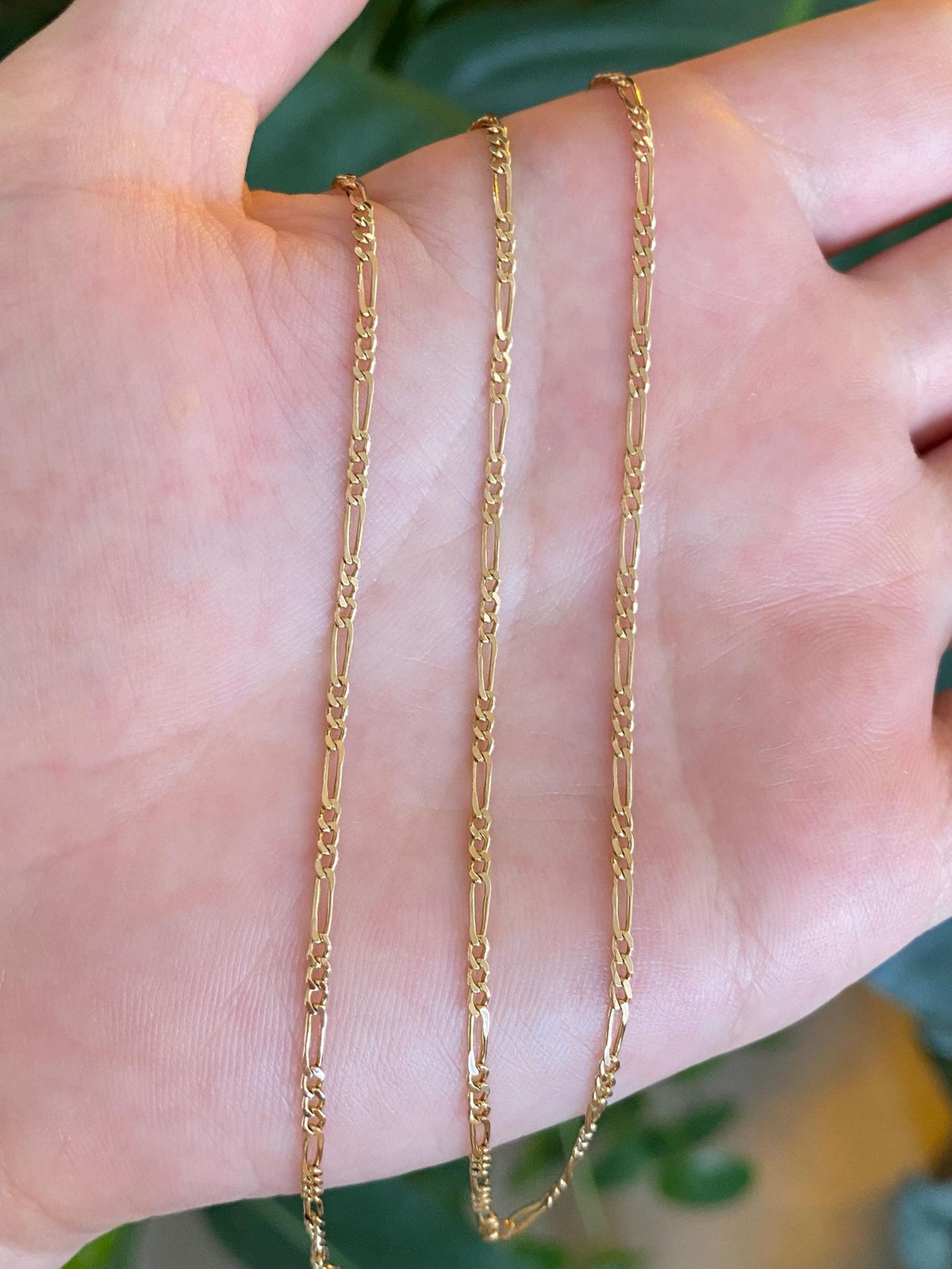 Vintage Solid 14k Yellow Gold Slim Figaro Chain Necklace - 18 inches