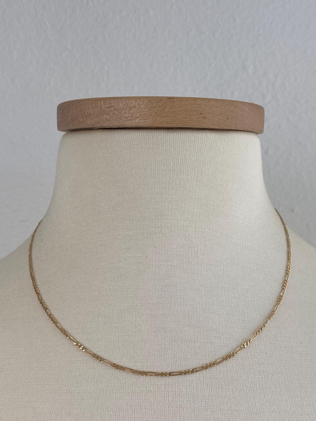 Vintage Solid 14k Yellow Gold Slim Figaro Chain Necklace - 18 inches