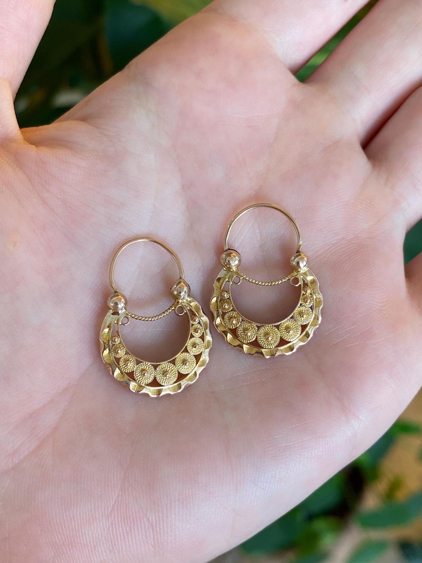 Vintage Solid 8k Yellow Gold Open Work Design Hoop Earrings