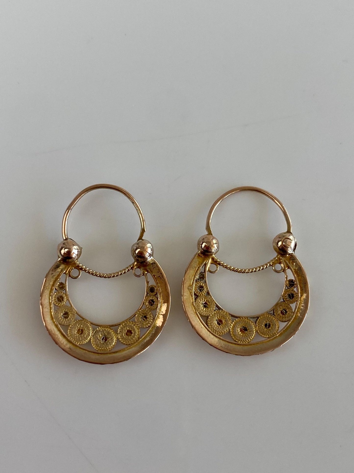 Vintage Solid 8k Yellow Gold Open Work Design Hoop Earrings