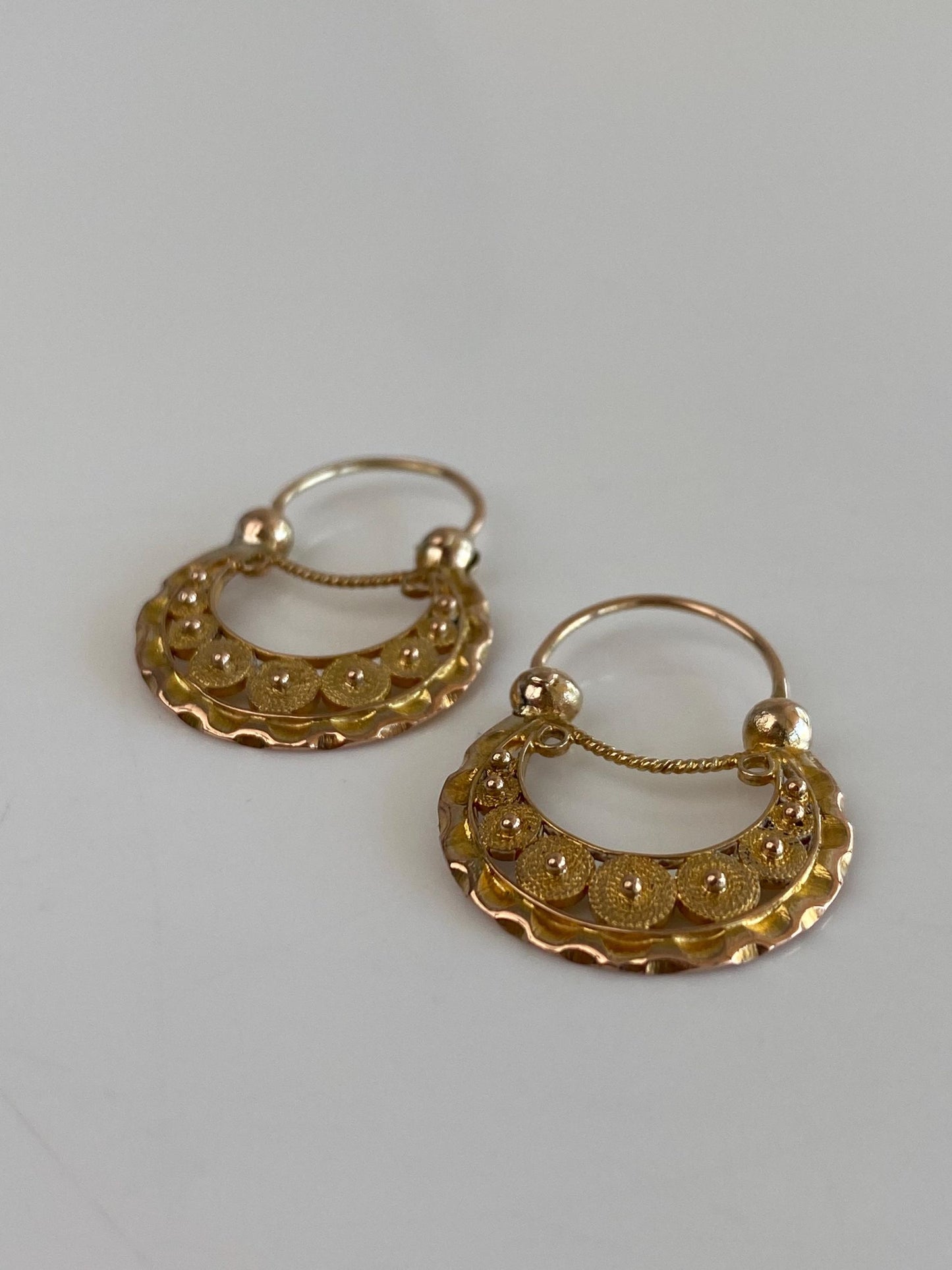 Vintage Solid 8k Yellow Gold Open Work Design Hoop Earrings