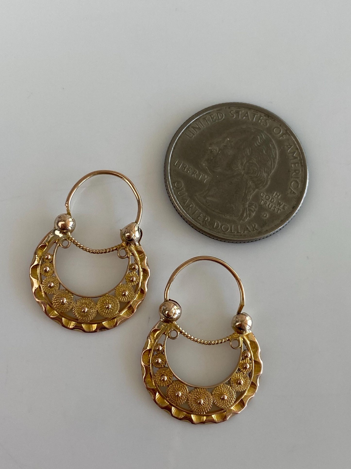 Vintage Solid 8k Yellow Gold Open Work Design Hoop Earrings