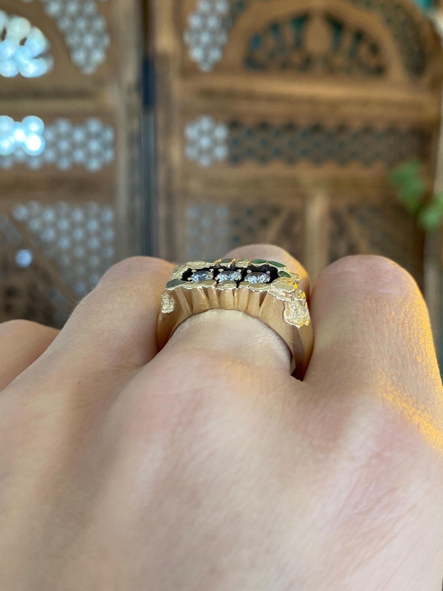 Vintage Solid 14k Yellow Gold Diamond Row Nugget Ring - Size 8.25