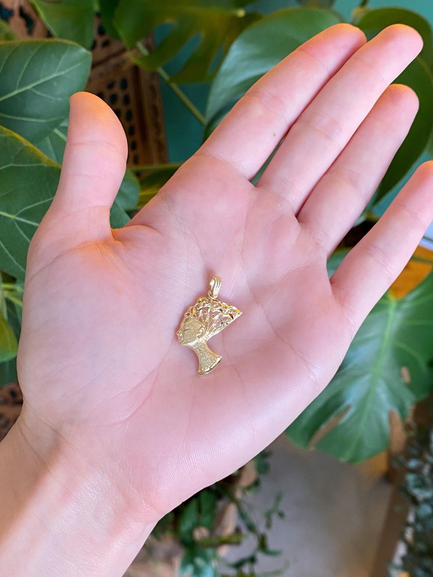 Vintage Solid 14k Yellow Gold Filigree Nefertiti Charm