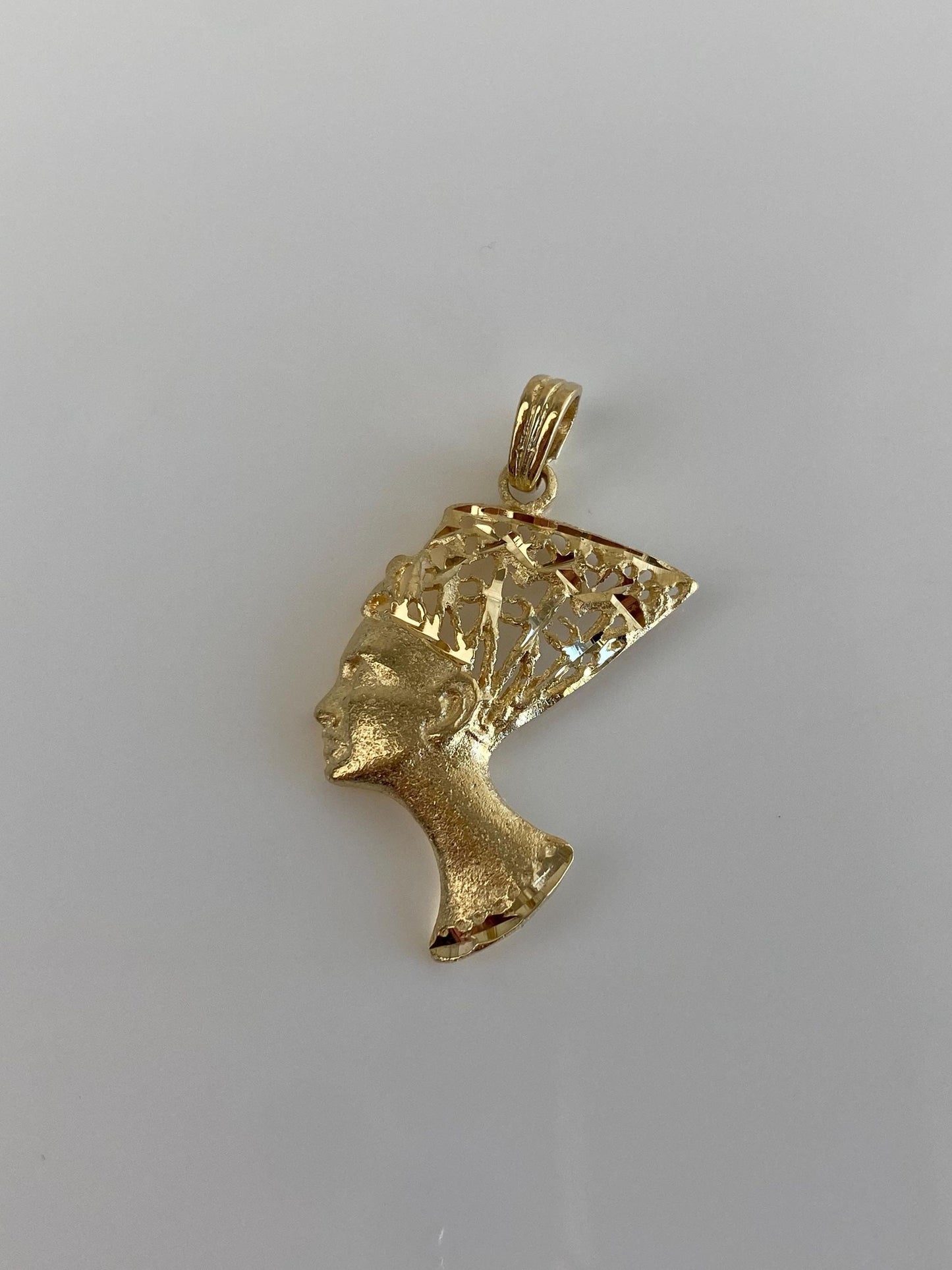 Vintage Solid 14k Yellow Gold Filigree Nefertiti Charm