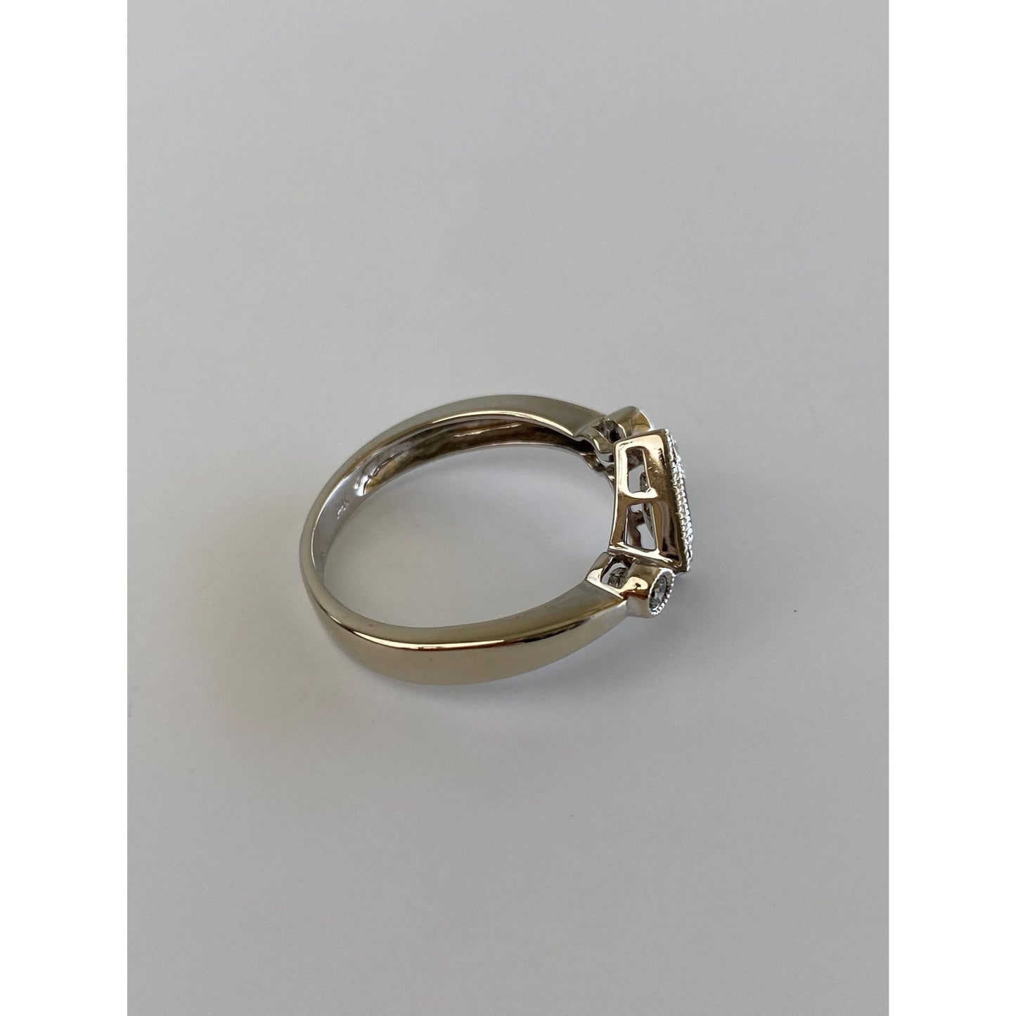 Vintage Solid 14k White Gold Diamond Pink Sapphire Ring - Size 7