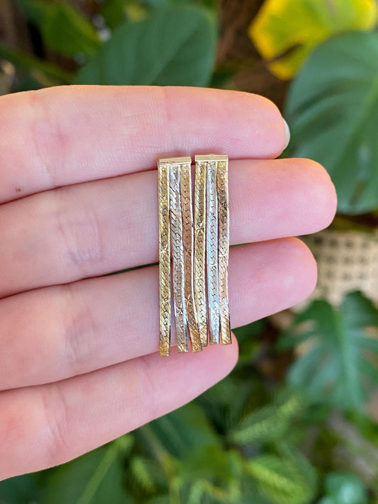 Vintage Solid 14k Tri Tone Gold Flat Chain Fringe Stud Earrings