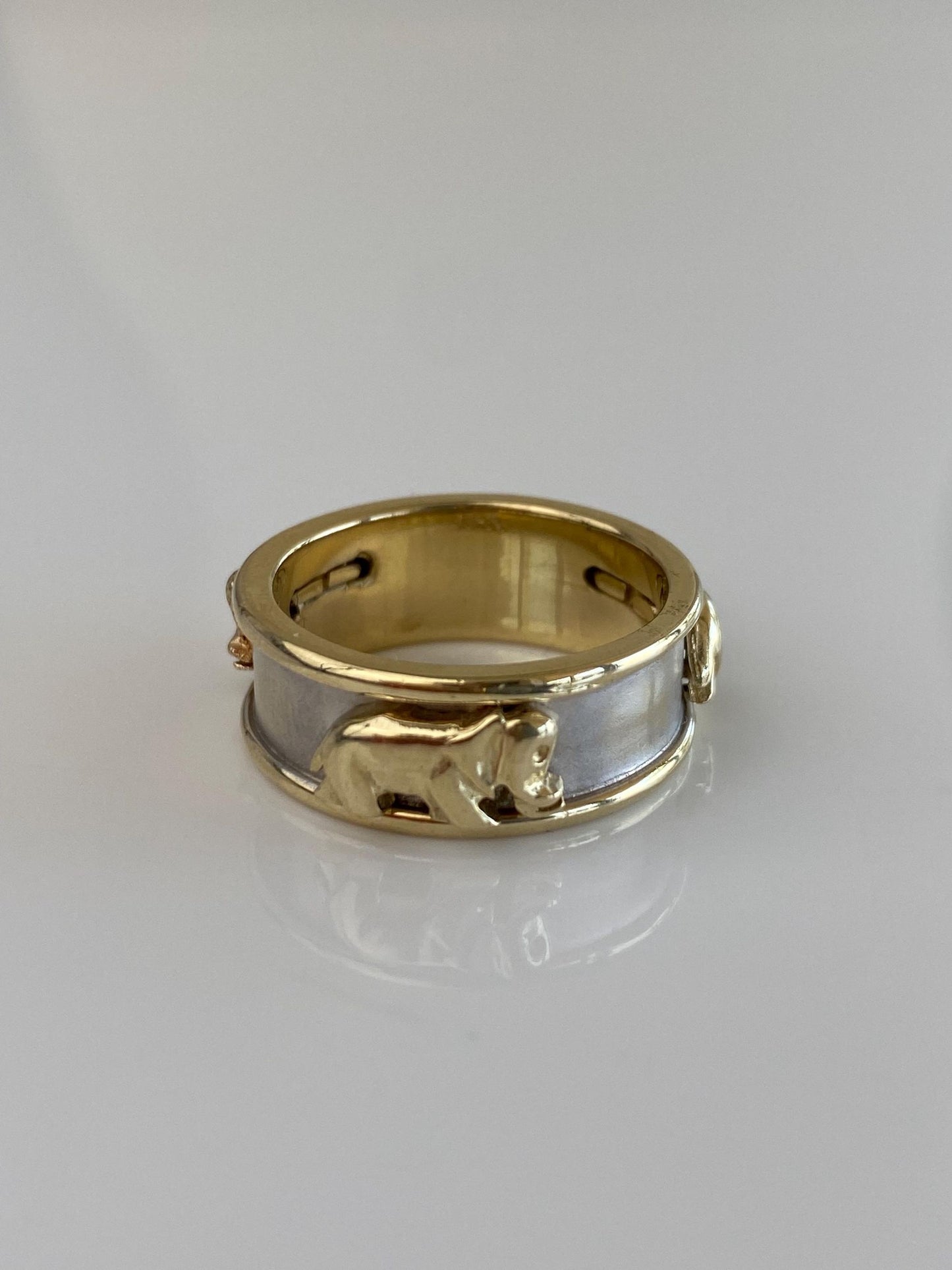Vintage Solid 14k White & Yellow Gold Elephants Ring Band - Size 7.5