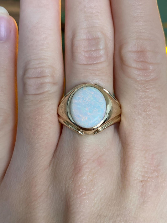 Vintage Solid 14k Yellow Gold Opal Ring - Size 11.25