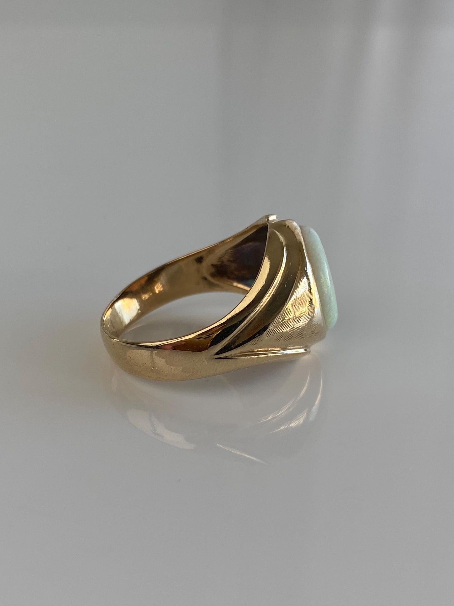 Vintage Solid 14k Yellow Gold Opal Ring - Size 11.25