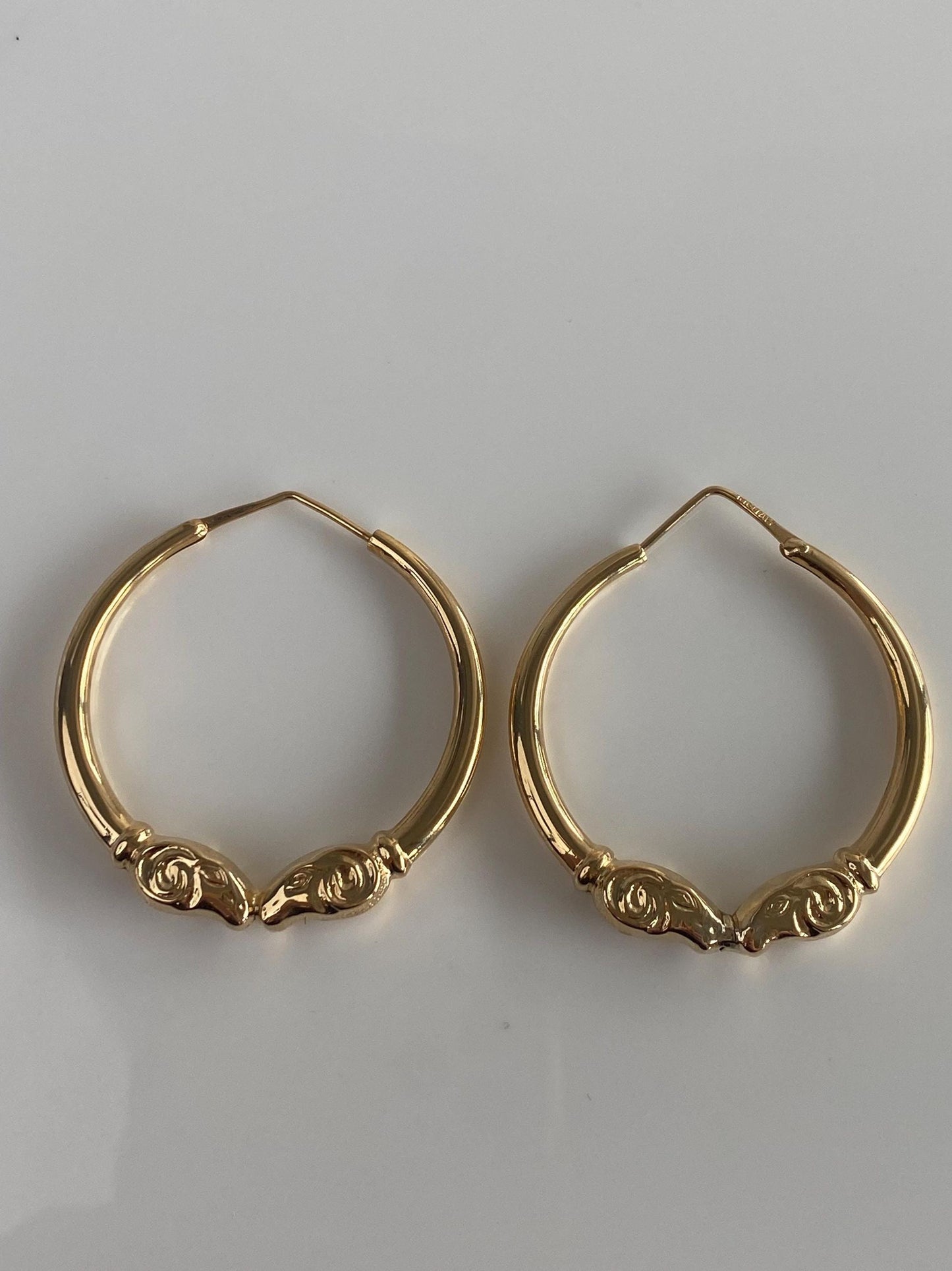 Vintage 18k Yellow Gold Ram Head Hoop Earrings