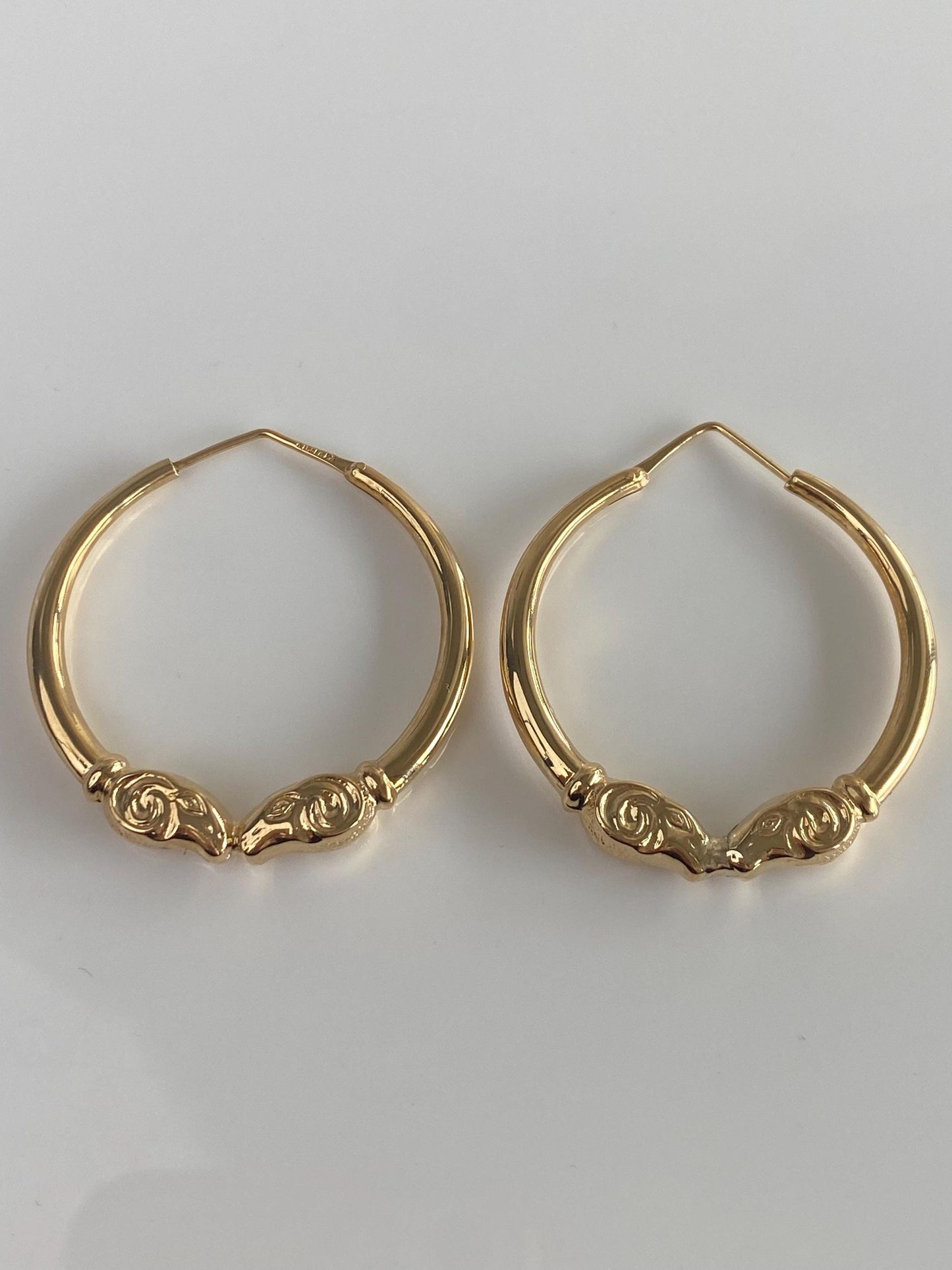Vintage 18k Yellow Gold Ram Head Hoop Earrings