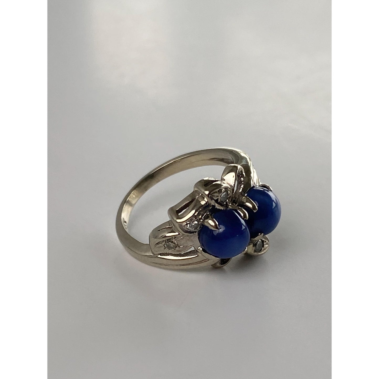 Vintage Solid 14k White Gold Blue Star Sapphire Diamond Ring - Size 1.75