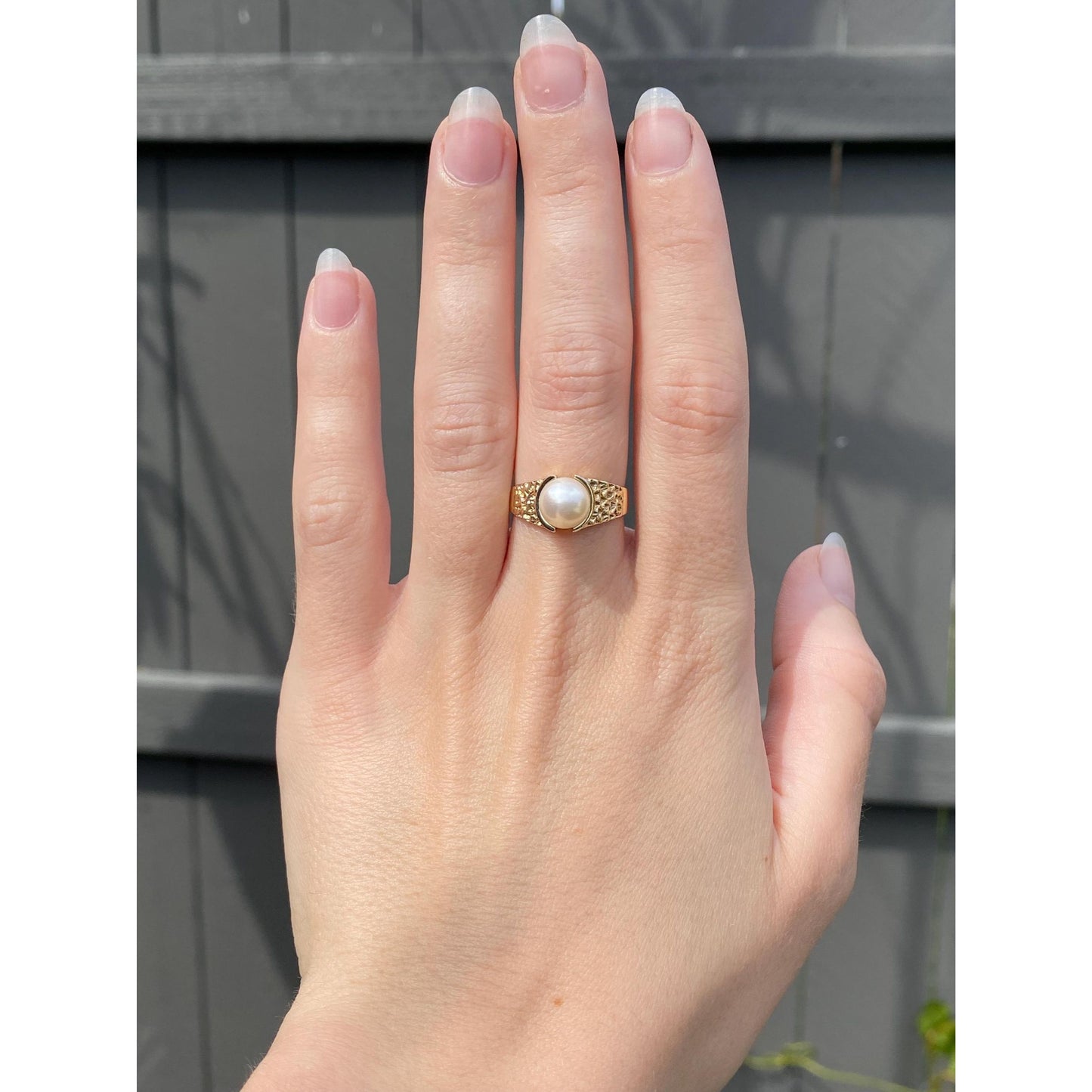 Vintage Solid 14k Yellow Gold Pearl Textured Ring - Size 5.75