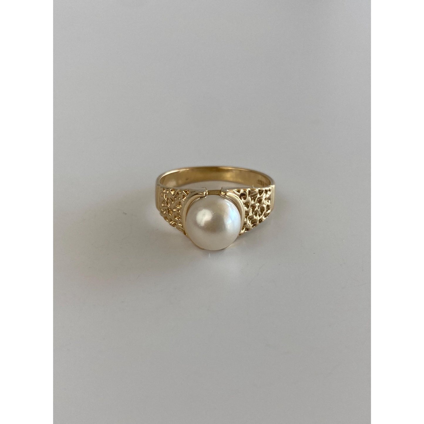 Vintage Solid 14k Yellow Gold Pearl Textured Ring - Size 5.75