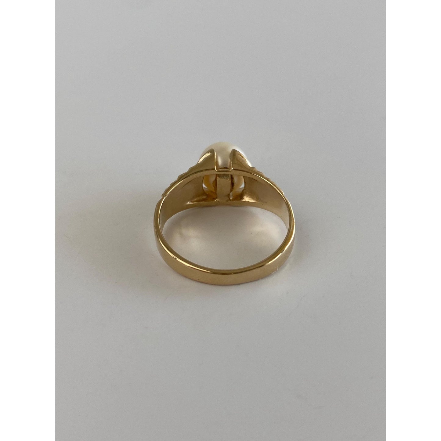 Vintage Solid 14k Yellow Gold Pearl Textured Ring - Size 5.75