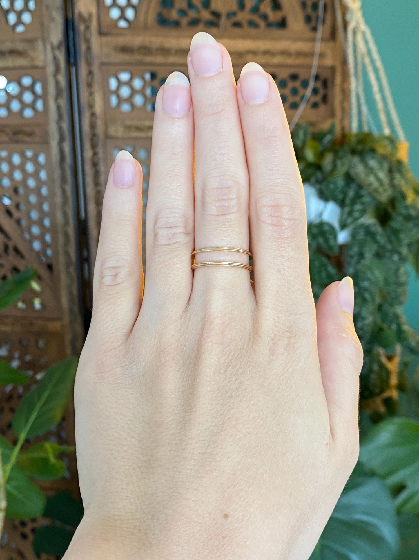 Vintage Solid 14k Yellow Gold Lined Beveled 2 Piece Ring Band - Size 7.25