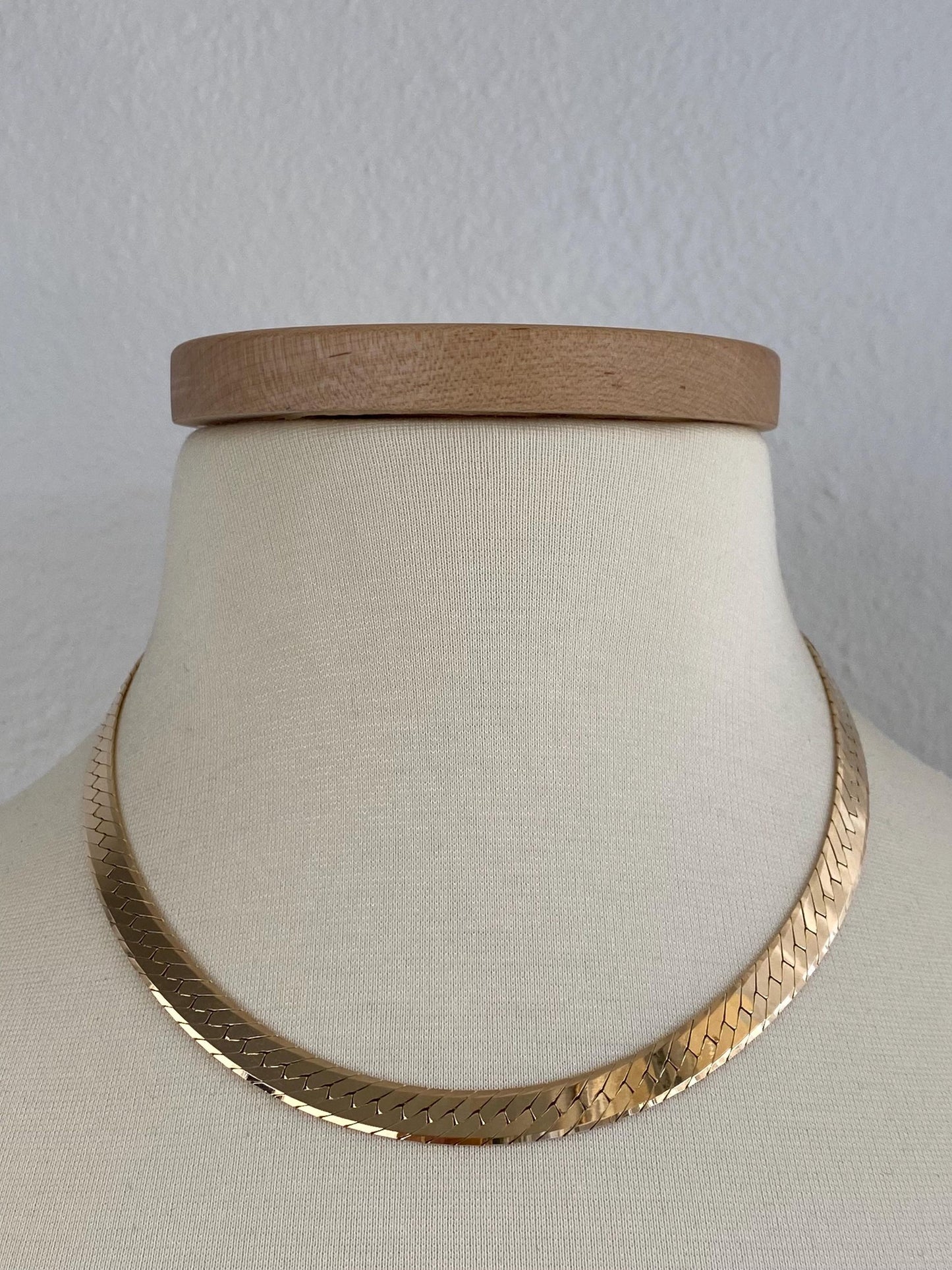 Vintage Solid 14k Yellow Gold Chunky Flat Curb Chain Necklace - 18 inches