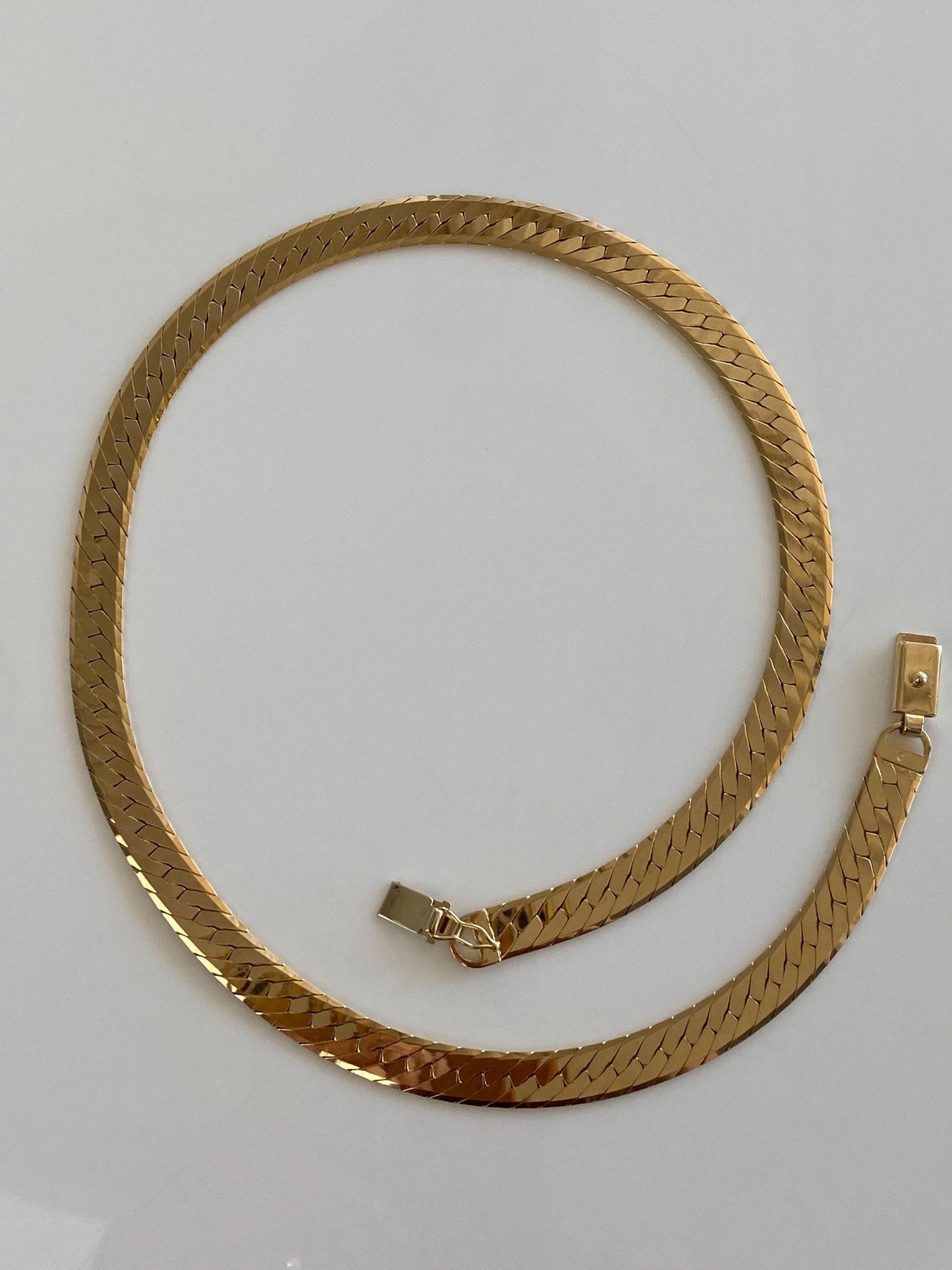 Vintage Solid 14k Yellow Gold Chunky Flat Curb Chain Necklace - 18 inches