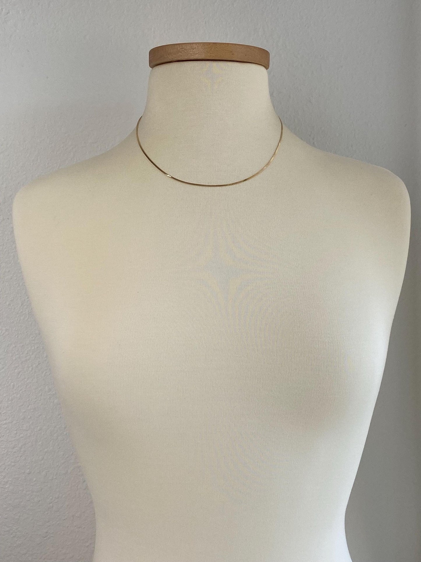 Vintage Solid 14k Yellow Gold Flat Chain Necklace - 18 inches
