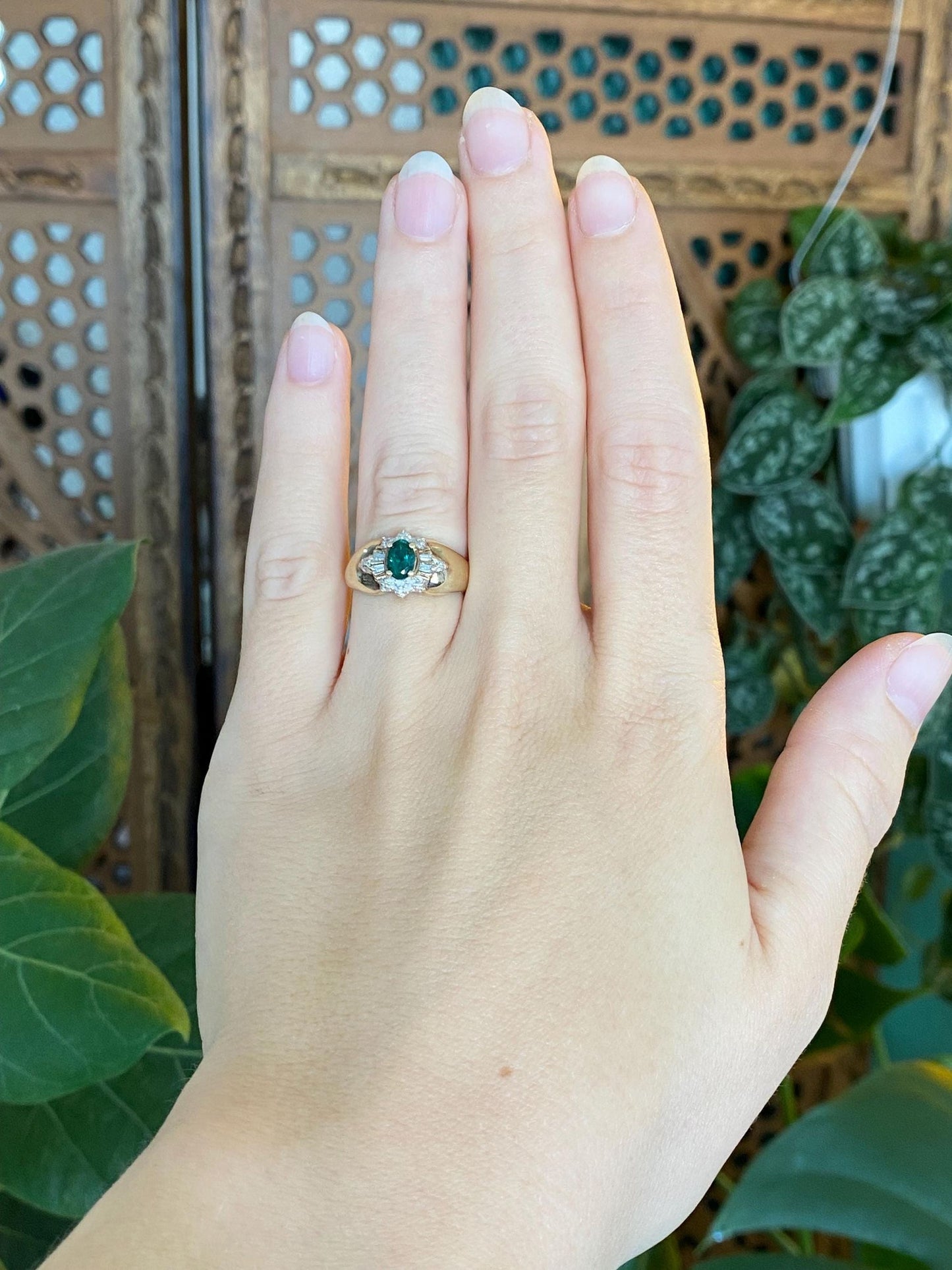 Vintage Solid 10k Yellow Gold Emerald Baguette & Round Diamond Ring - Size 5.75