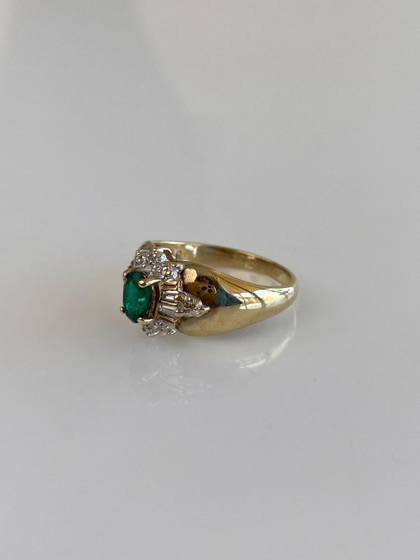 Vintage Solid 10k Yellow Gold Emerald Baguette & Round Diamond Ring - Size 5.75