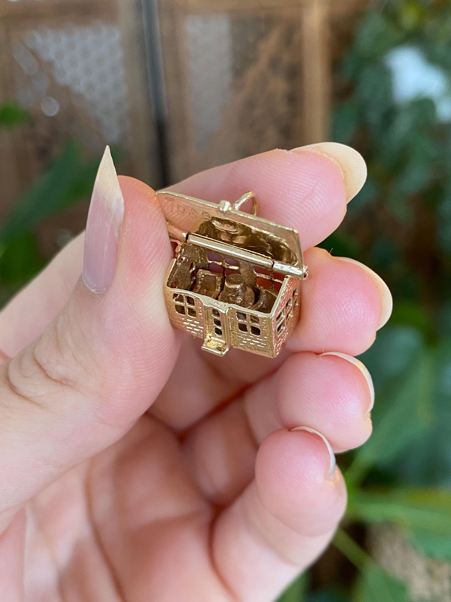 Vintage Solid 14k Yellow Gold Articulated House Charm