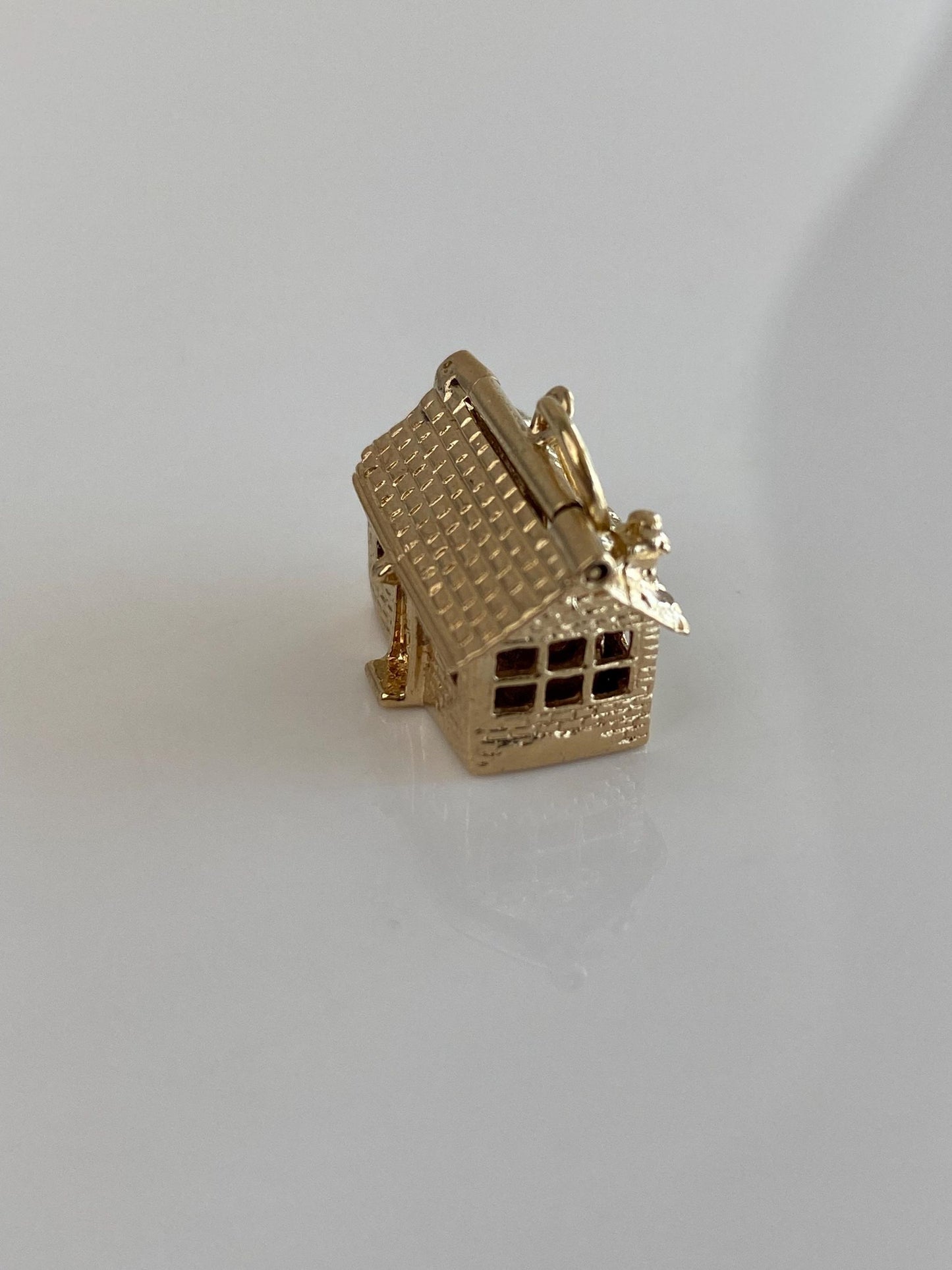 Vintage Solid 14k Yellow Gold Articulated House Charm