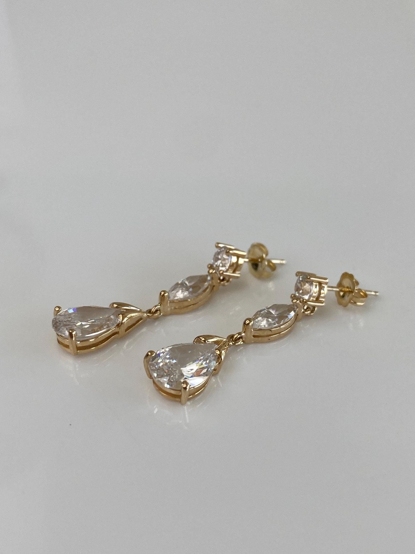 Vintage Solid 14k Yellow Gold Clear Cubic Zirconia Dangle Stud Earrings