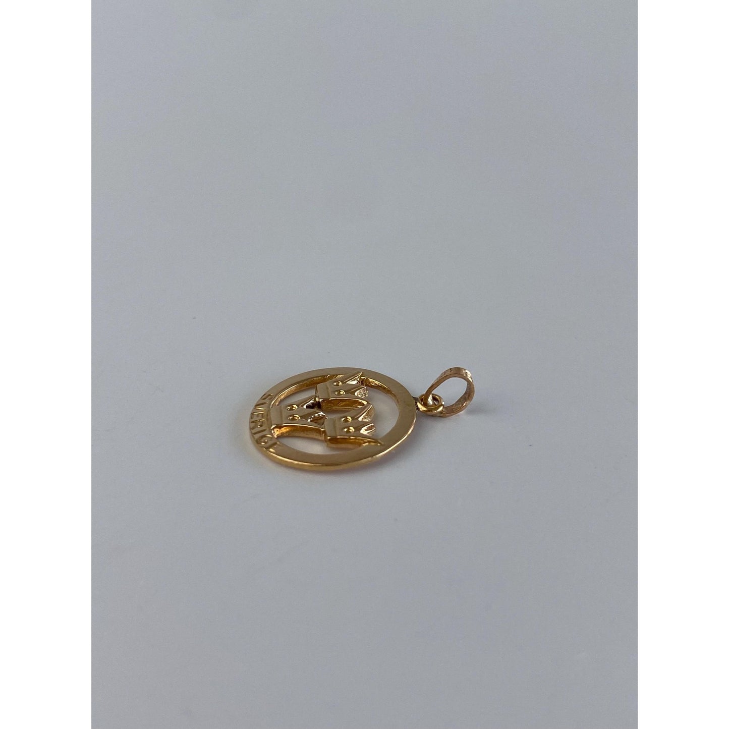 Vintage Solid 18k Rosey Gold 3 Crowns of Sweden Charm
