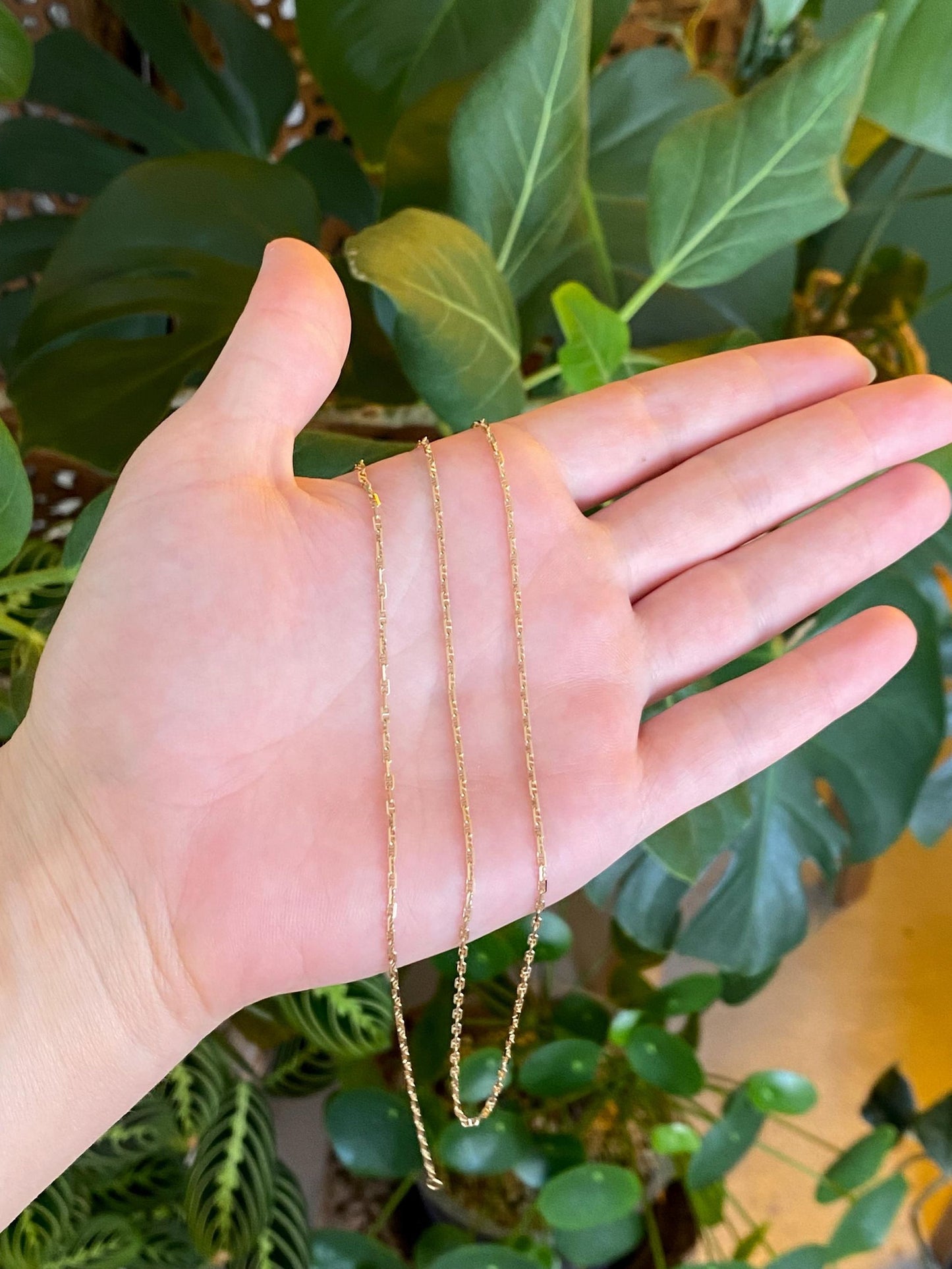 Vintage Solid 14k Yellow Gold Slim Mariner Link Chain Necklace - 24.25 inches