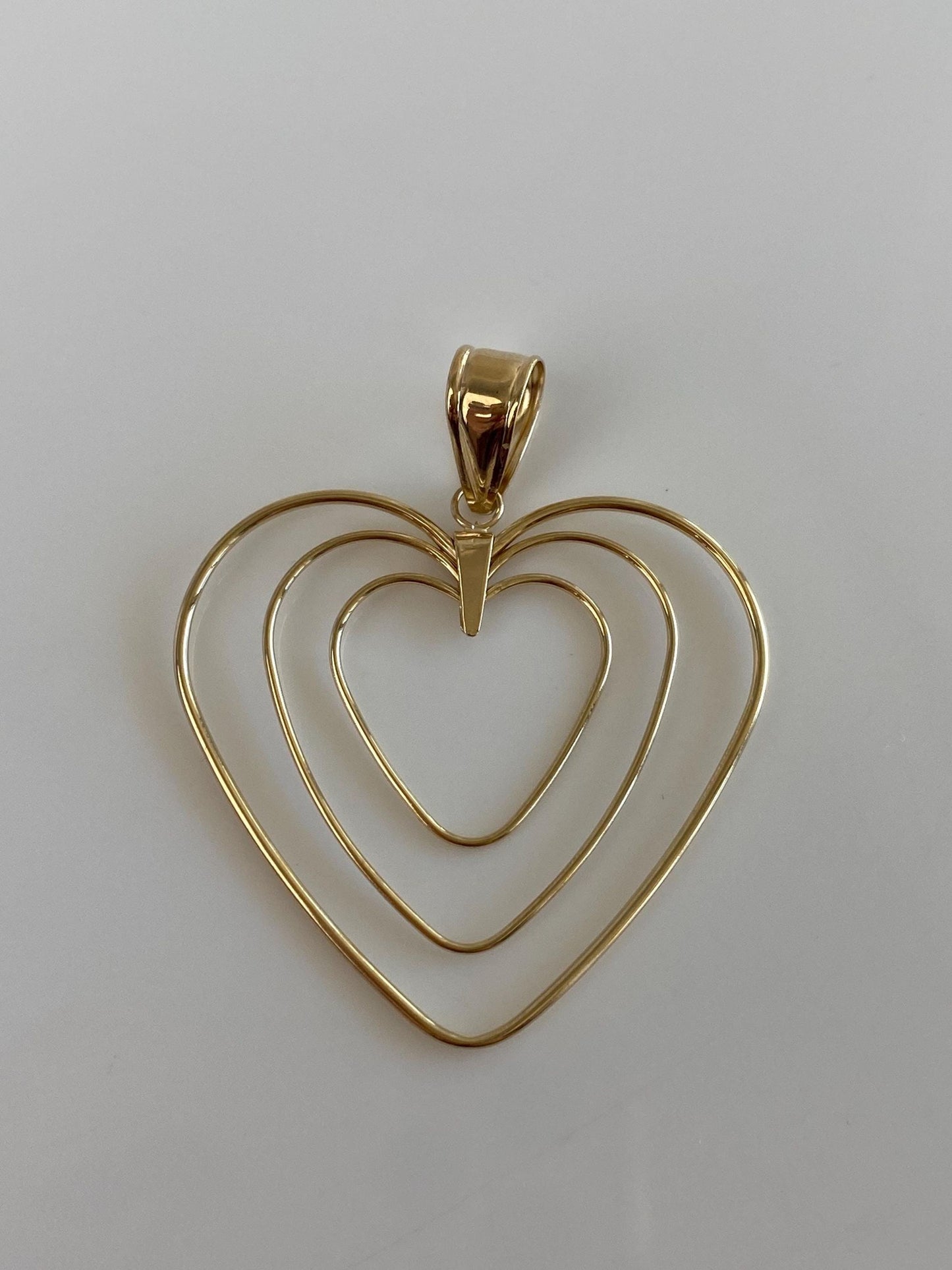 Vintage Solid 14k Yellow Gold Large Wire Heart Charm