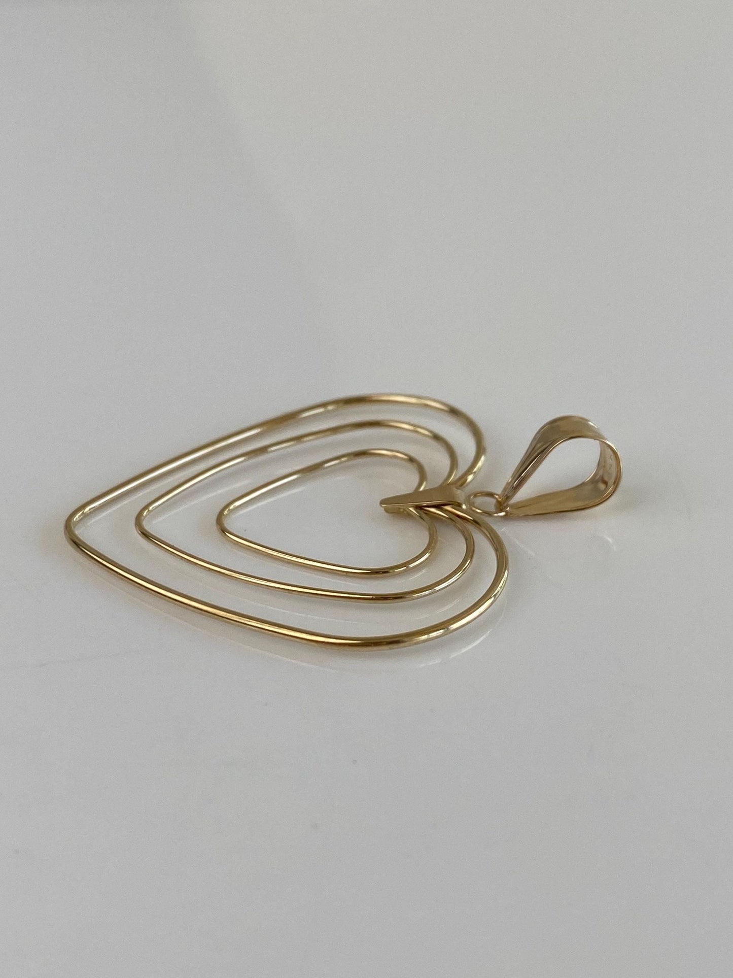 Vintage Solid 14k Yellow Gold Large Wire Heart Charm