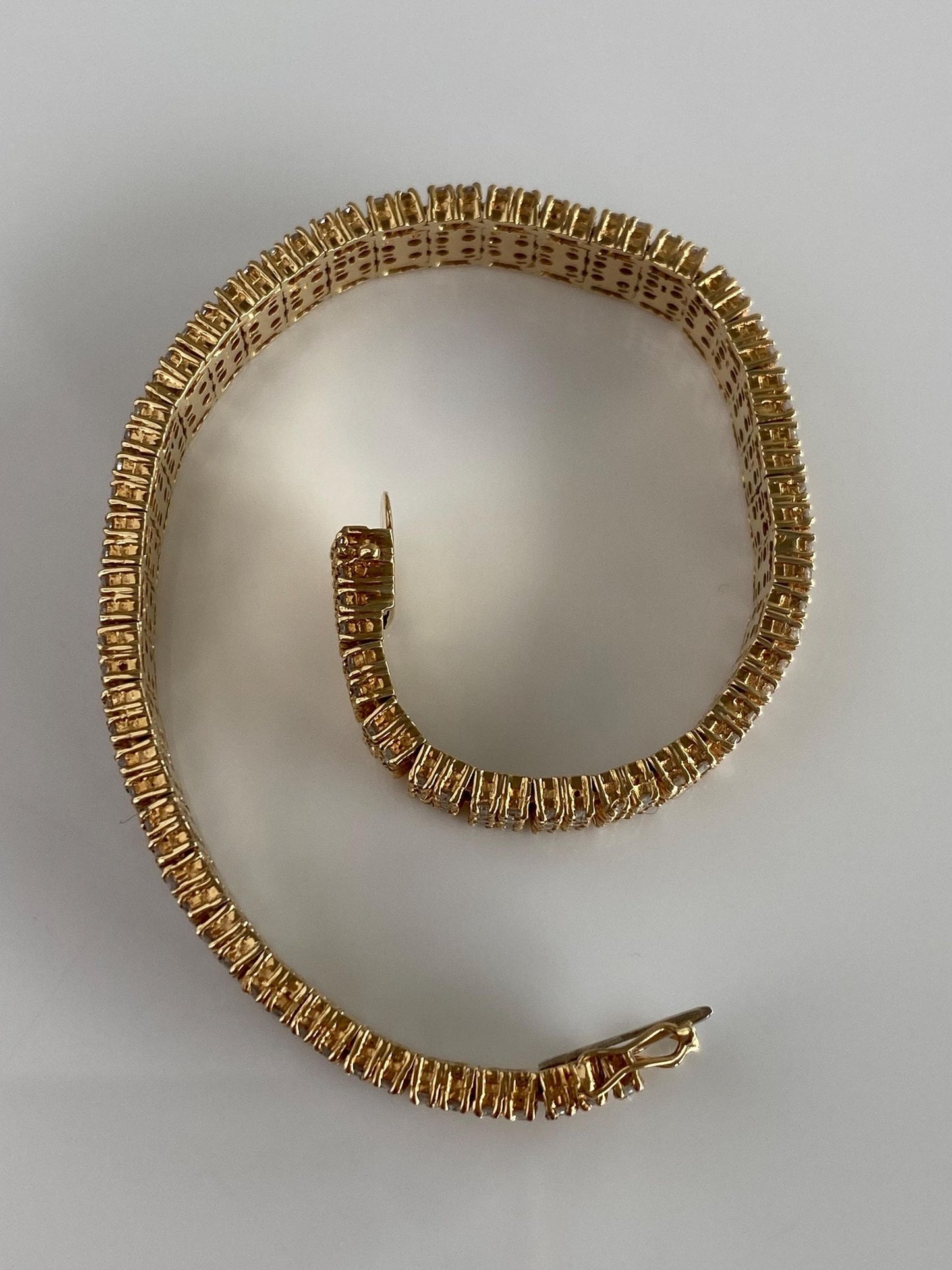 Vintage Solid 14k Yellow Gold Diamond Bracelet - 7 inches
