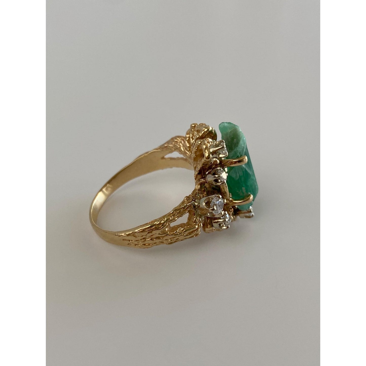 Vintage Solid 14k Yellow Gold Raw Emerald Clear Sapphire Cubic Zirconia Cluster Ring - Size 9.75