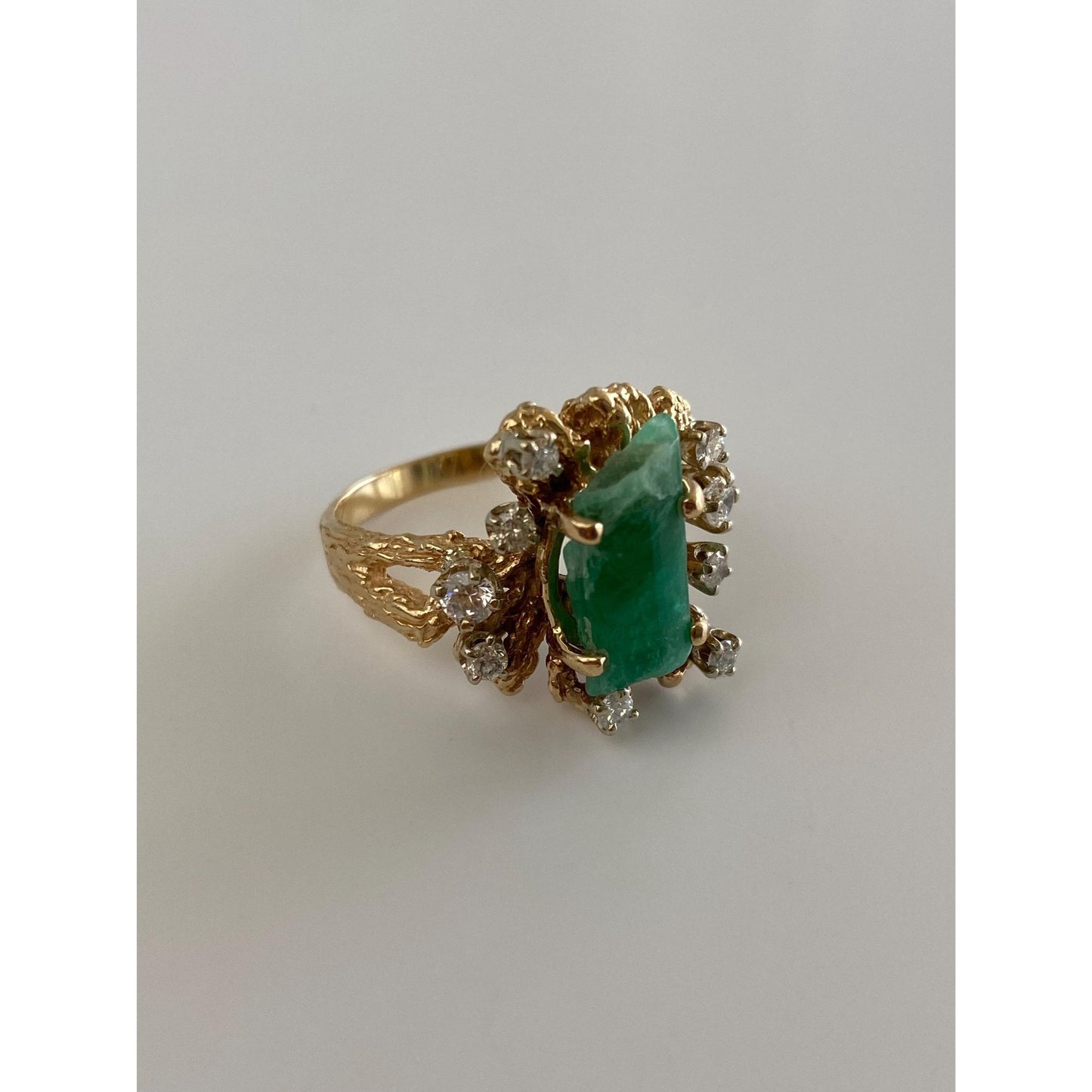 Vintage Solid 14k Yellow Gold Raw Emerald Clear Sapphire Cubic Zirconia Cluster Ring - Size 9.75
